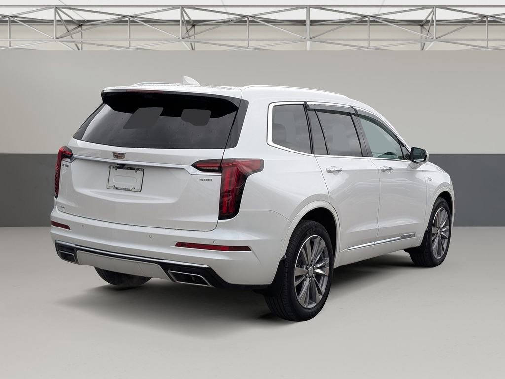 Used 2022 Cadillac XT6 Premium Luxury w/ Technology Package image 5