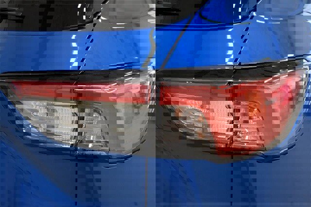 Used 2020 Ford Escape SE image 12