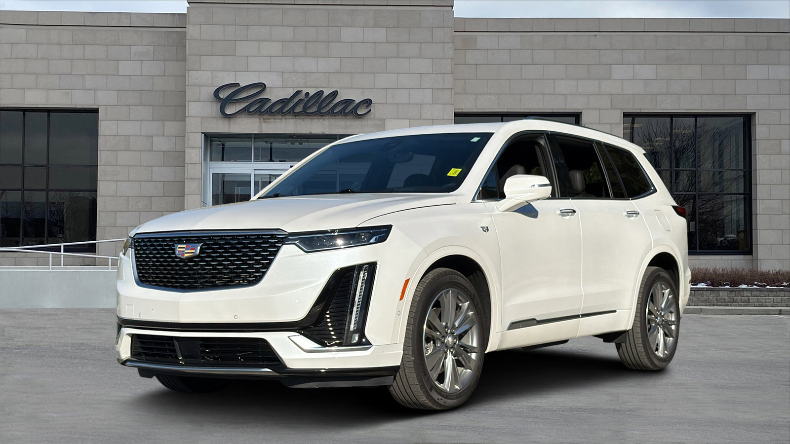 Used 2022 Cadillac XT6 Premium Luxury w/ Technology Package image 5