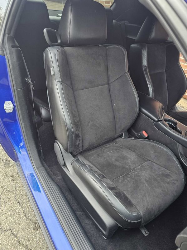 Used 2022 Dodge Challenger GT w/ Plus Package image 11