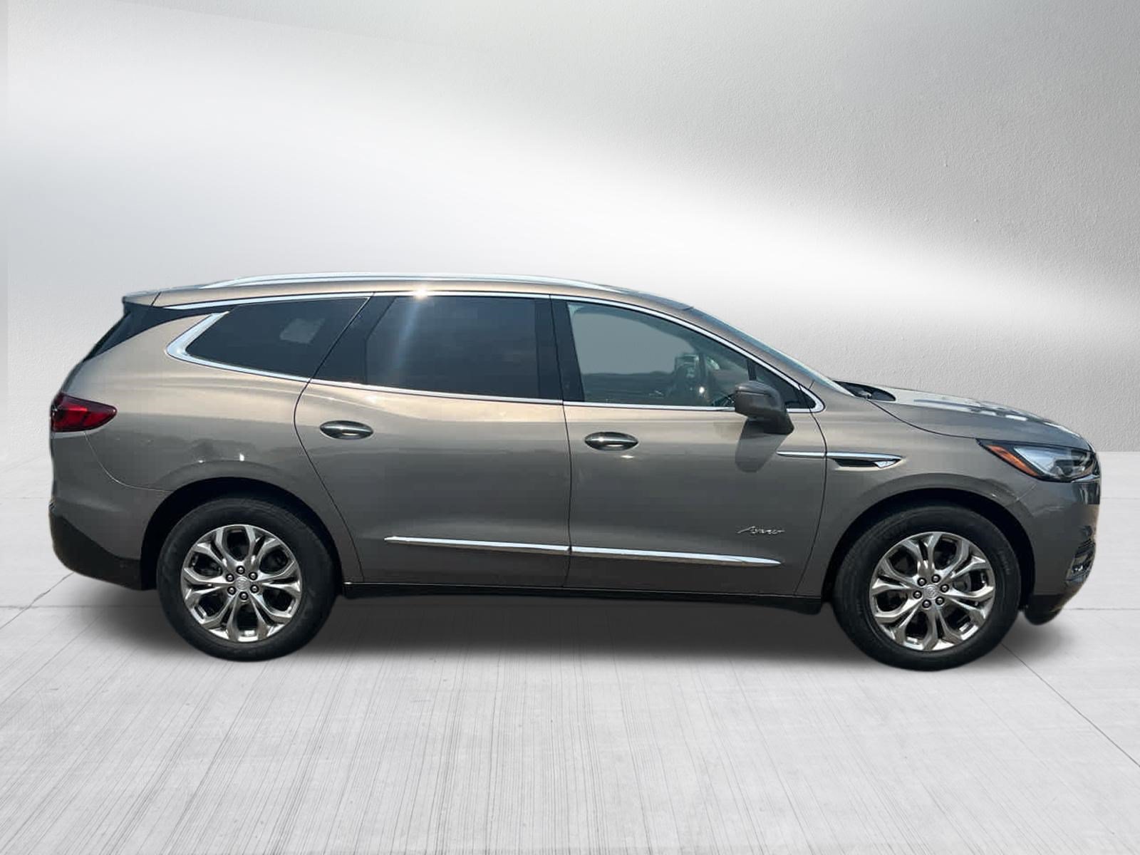 Certified 2019 Buick Enclave Avenir w/ Avenir Technology Package AWD/4WD image 2