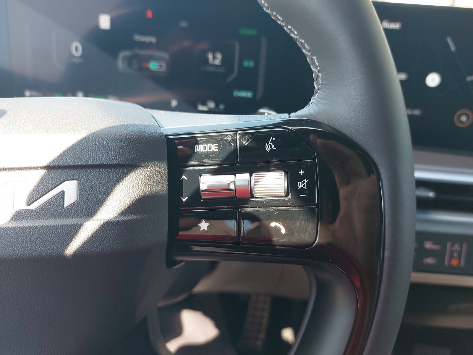 New 2026 Kia Sorento SX Prestige AWD/4WD image 17