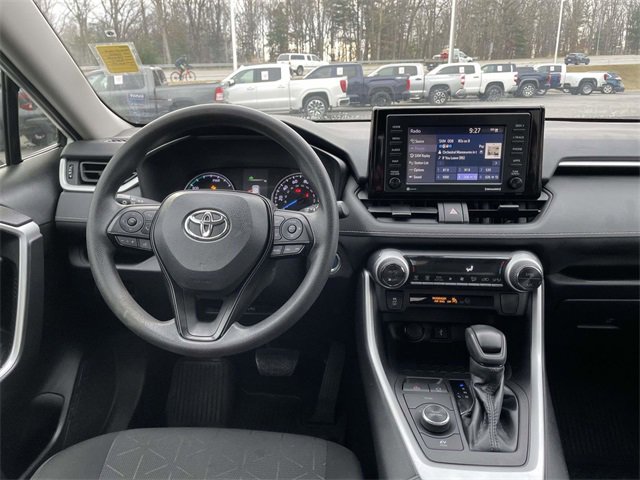 Used 2022 Toyota RAV4 XLE image 13