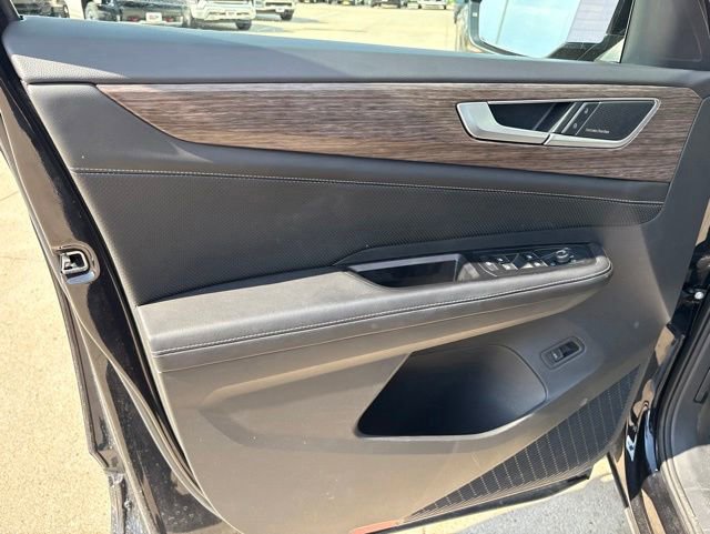 Used 2024 Volkswagen Atlas SEL Premium R-Line AWD/4WD image 11