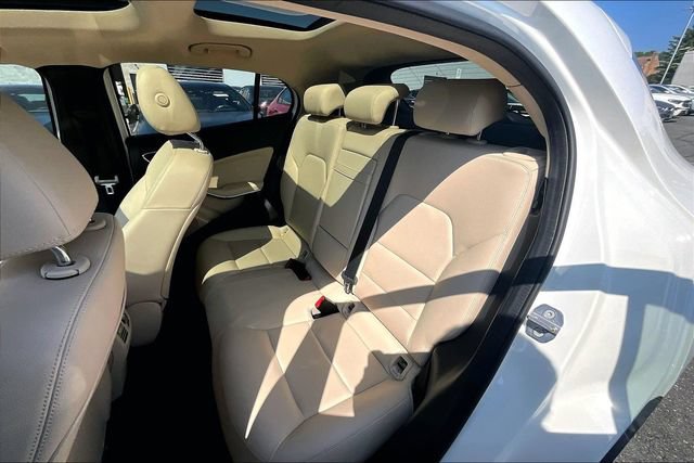 Used 2019 Mercedes-Benz GLA 250 image 17
