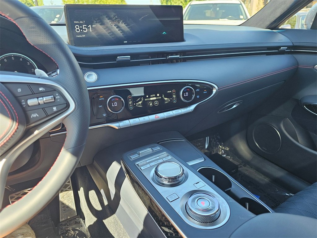 Used 2025 Genesis GV70 3.5T Sport w/ Sport Prestige Package image 30
