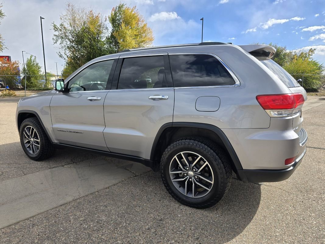 Used 2017 Jeep Grand Cherokee Limited w/ Luxury Group II image 8