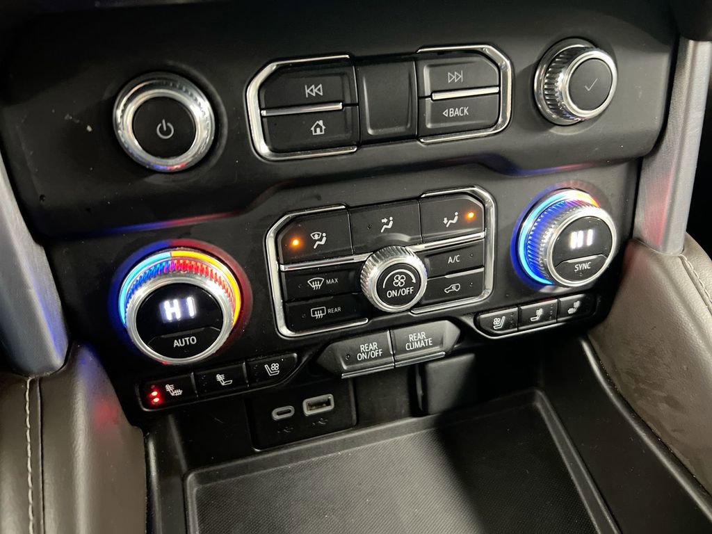 Used 2023 GMC Yukon SLT image 16