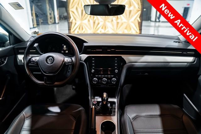 Used 2022 Volkswagen Passat 2.0T SE image 16