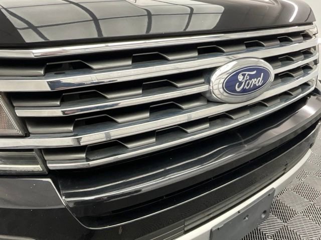 Used 2019 Ford Expedition Max XLT image 28
