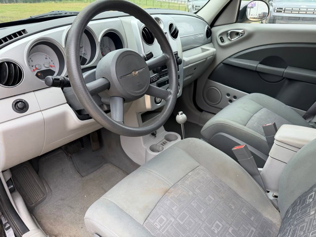 Used 2006 Chrysler PT Cruiser Touring FWD image 6