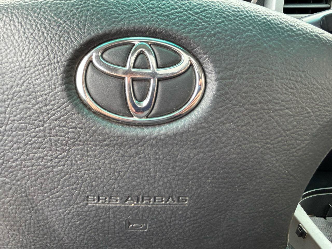 Used 2007 Toyota 4Runner SR5 AWD/4WD image 19