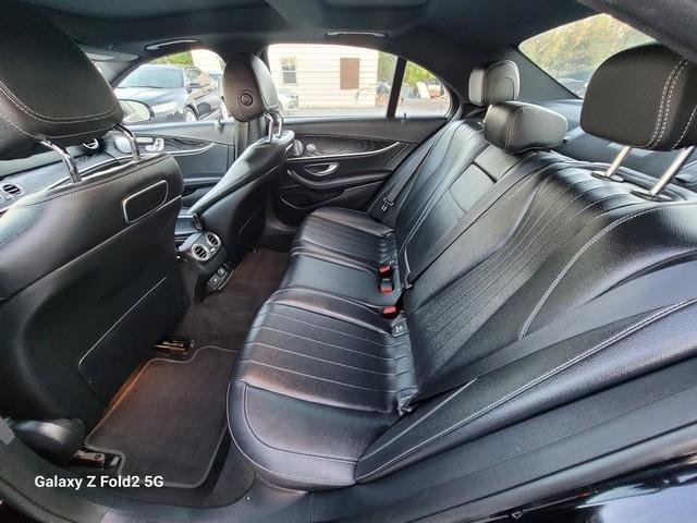 Used 2018 Mercedes-Benz E 300 4MATIC image 12