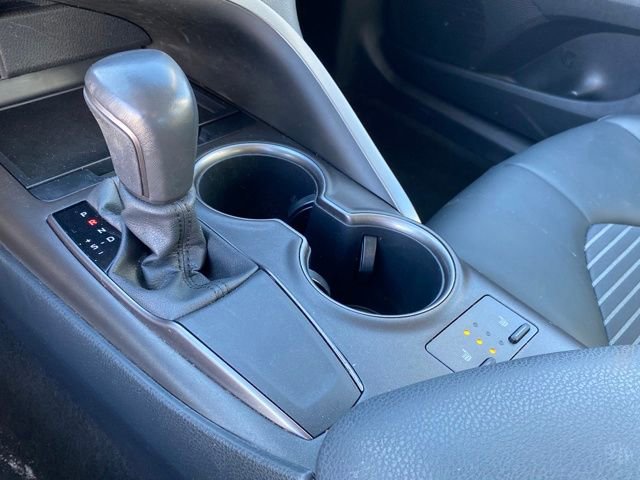 Used 2023 Toyota Camry SE FWD image 10