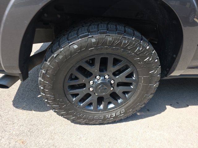 Used 2025 RAM 2500 Limited AWD/4WD image 15