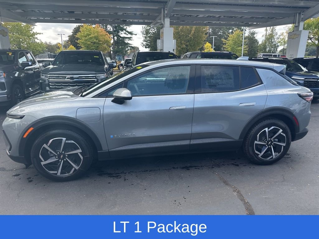 Used 2026 Chevrolet Equinox EV LT image 3