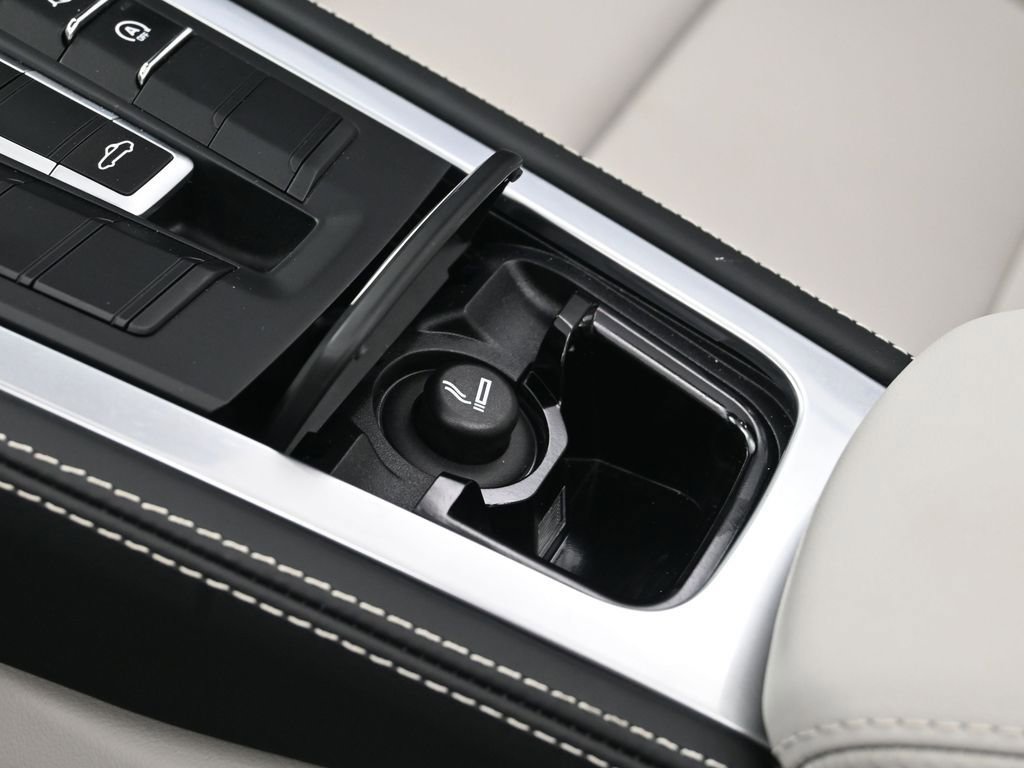 Certified 2025 Porsche 718 Boxster GTS image 20
