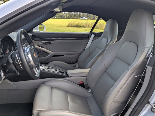 Used 2015 Porsche 911 Turbo S image 13