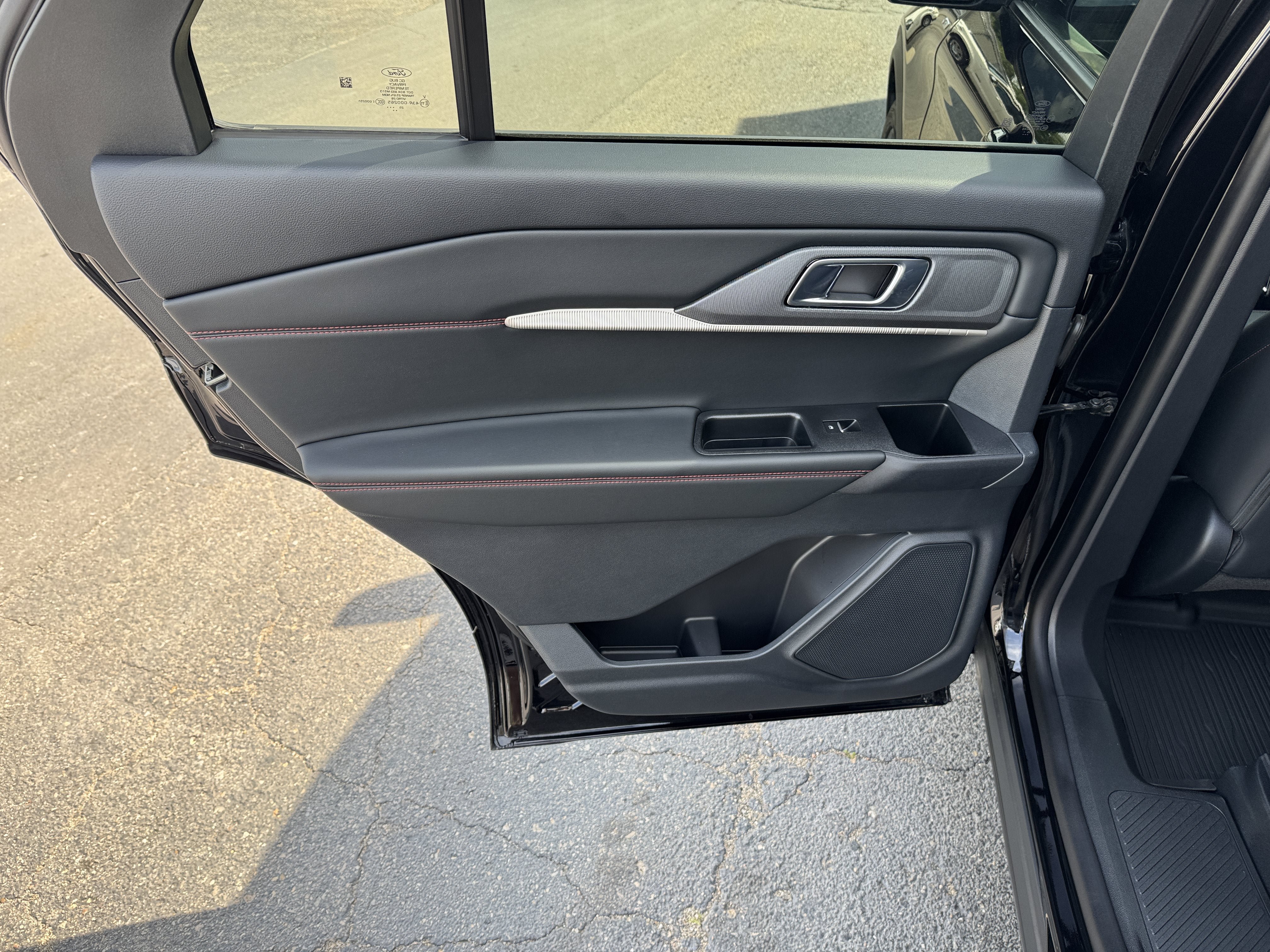 New 2026 Ford Explorer ST-Line w/ ST-Line Street Pack AWD/4WD image 30
