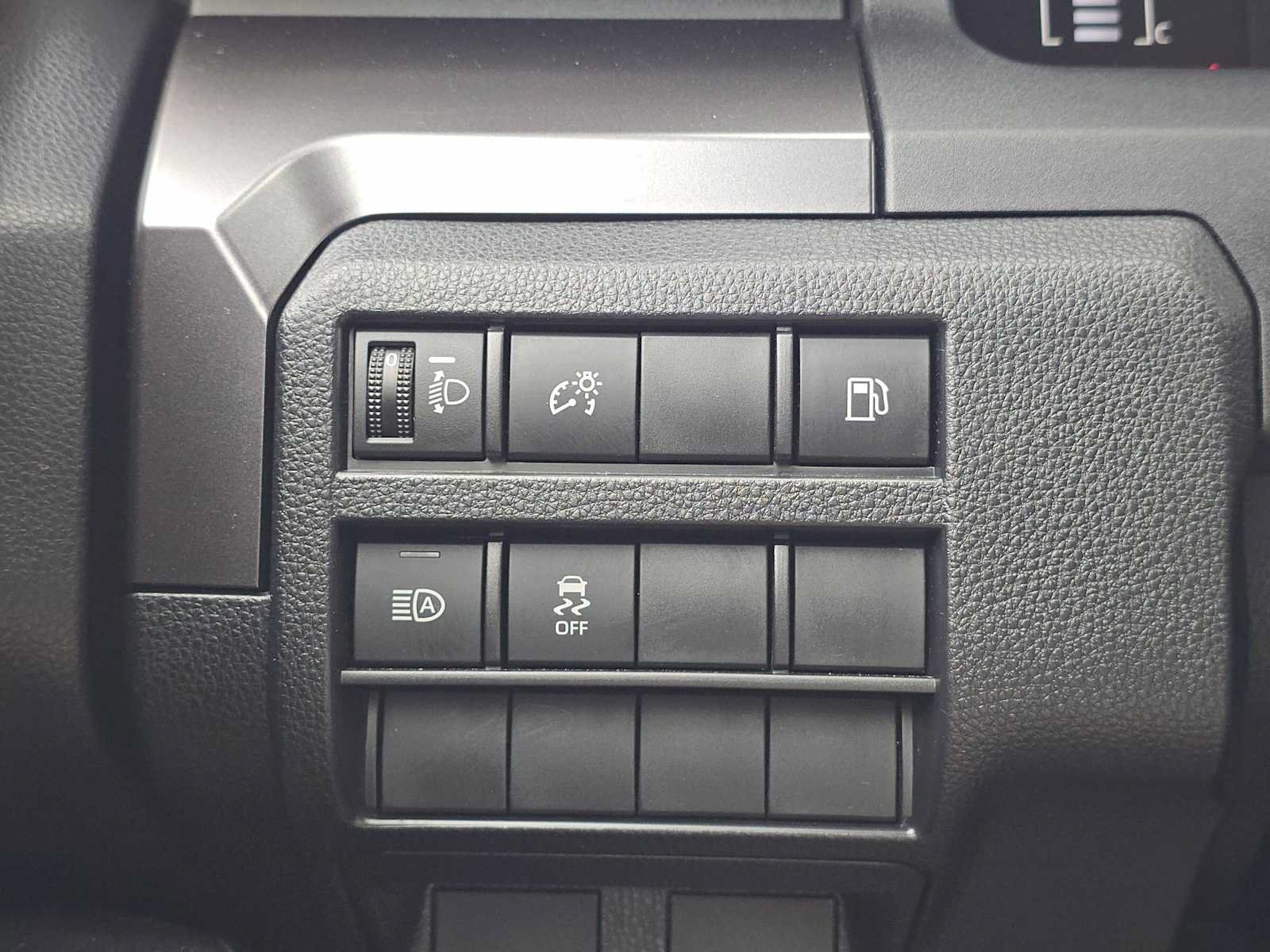 Certified 2026 Toyota 4Runner SR5 RWD image 32