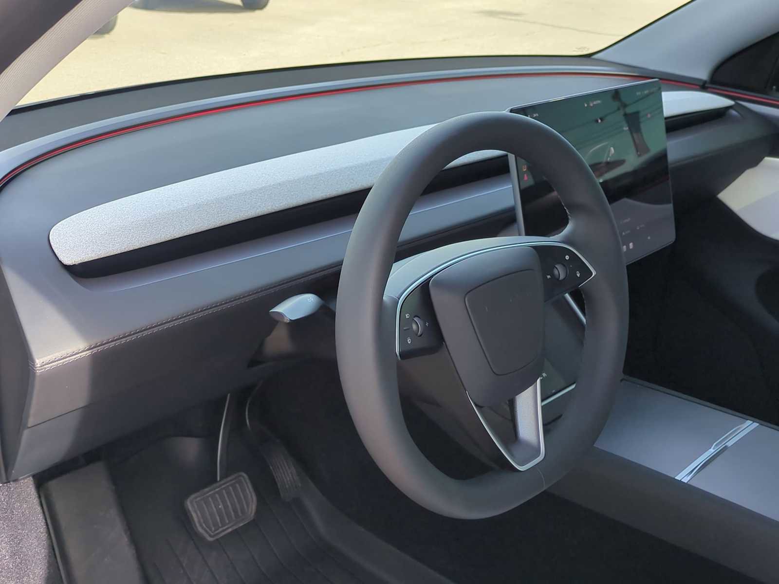 Used 2026 Tesla Model Y 2WD image 10