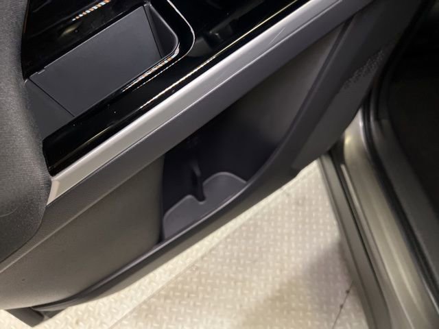 Used 2025 Subaru Solterra Premium image 54