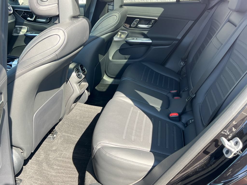 Used 2023 Mercedes-Benz GLC 300 4MATIC image 24