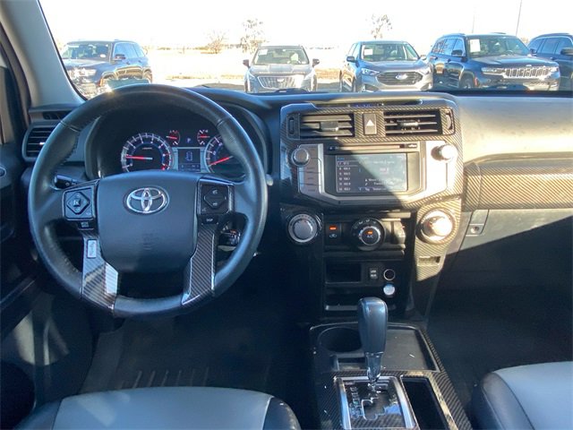 Used 2016 Toyota 4Runner SR5 image 12