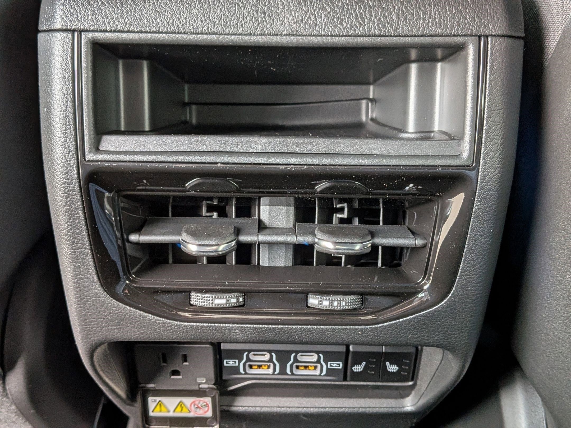 New 2025 Jeep Grand Cherokee Limited w/ Black Appearance Package image 28