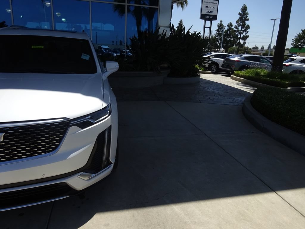 Certified 2020 Cadillac XT6 Premium Luxury AWD/4WD image 35
