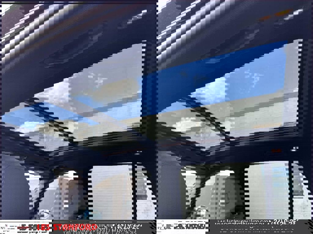 Used 2021 BMW X5 xDrive45e w/ Premium Package image 14