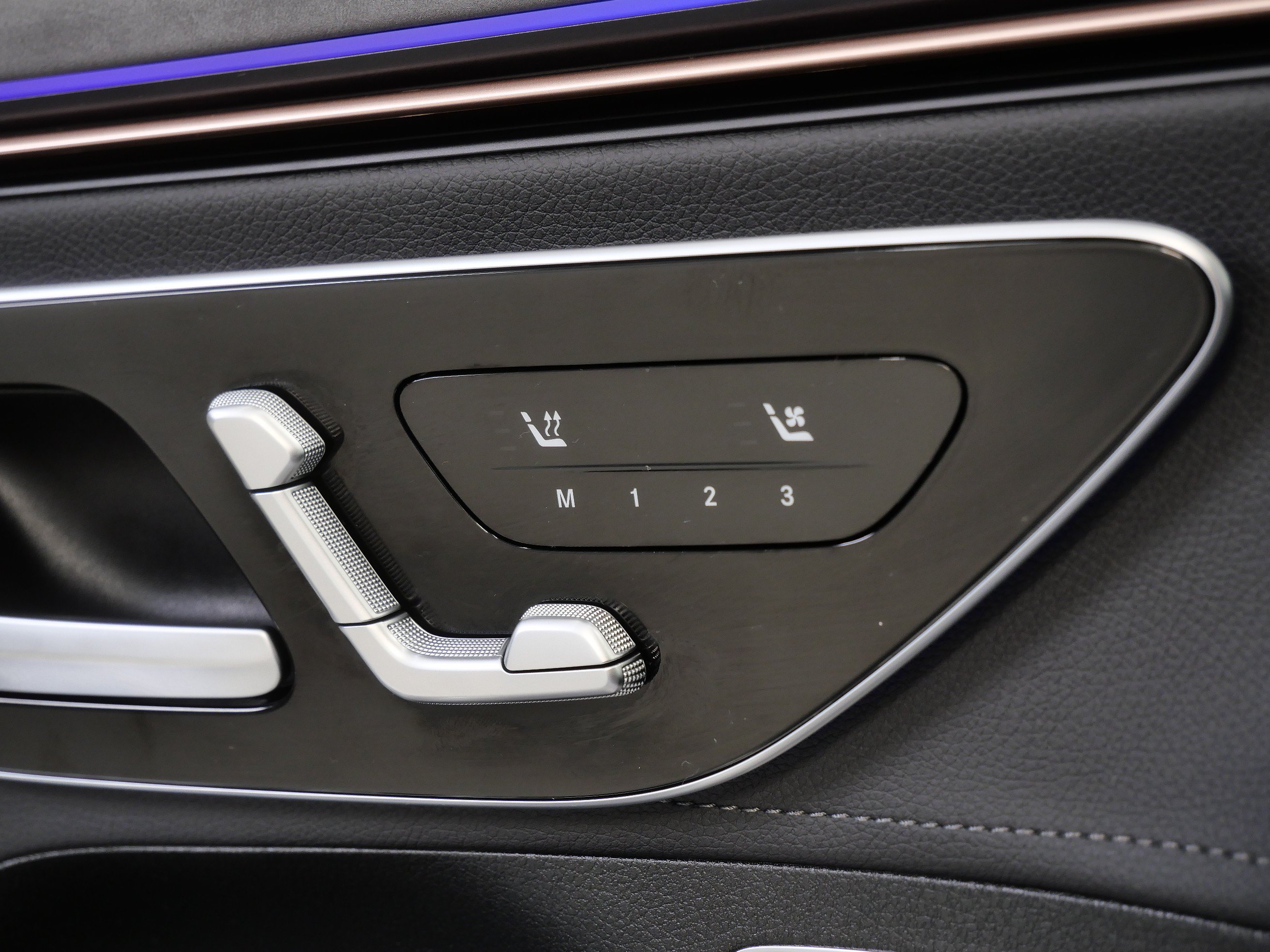 Certified 2023 Mercedes-Benz EQE 350+ 4MATIC Sedan image 32
