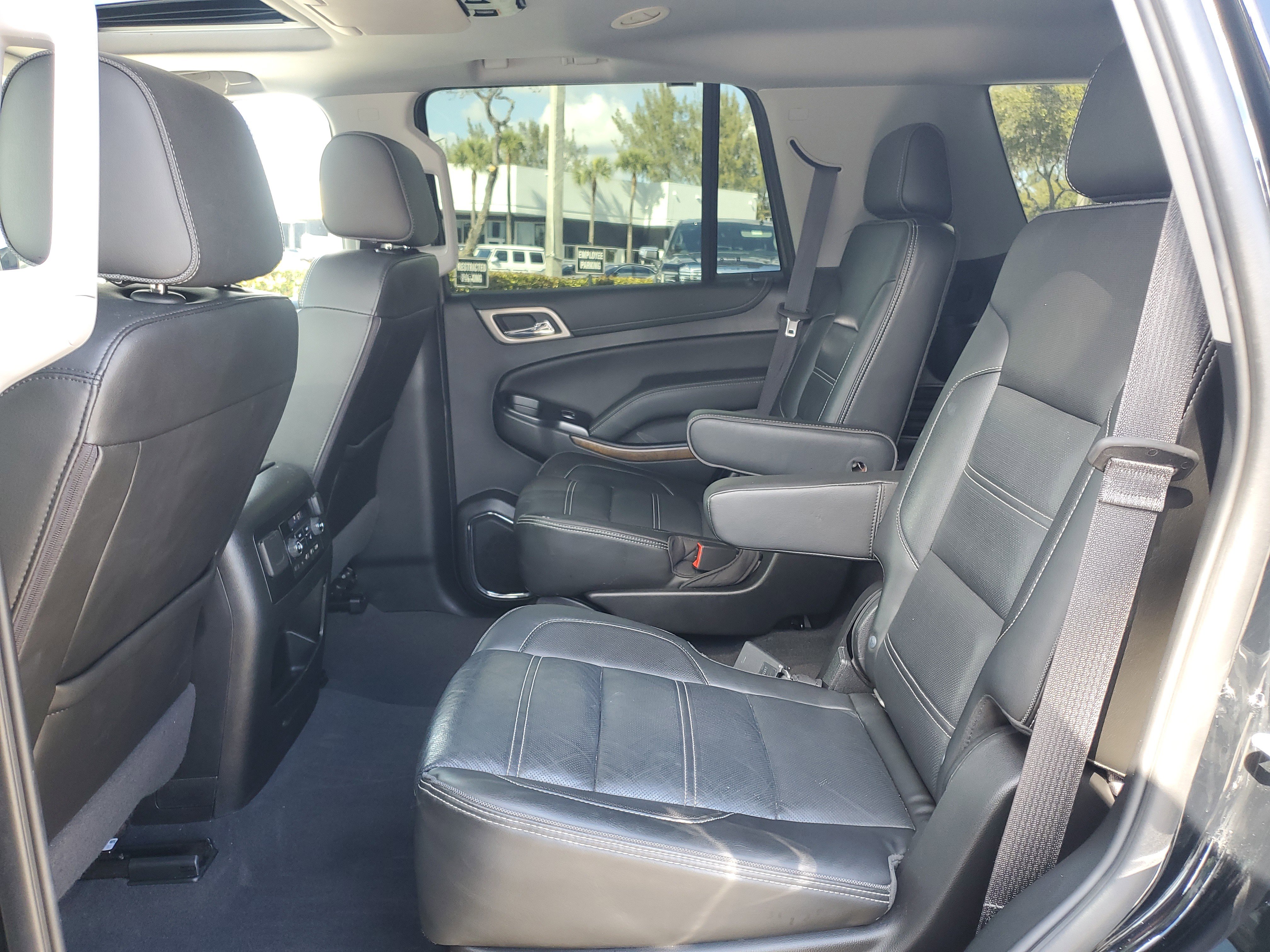 Used 2020 GMC Yukon Denali w/ Denali Ultimate Package image 16