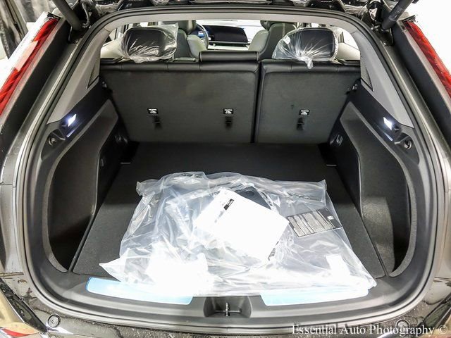 New 2026 Cadillac Optiq Sport 1 w/ LPO, Floor Liner Package AWD/4WD image 20