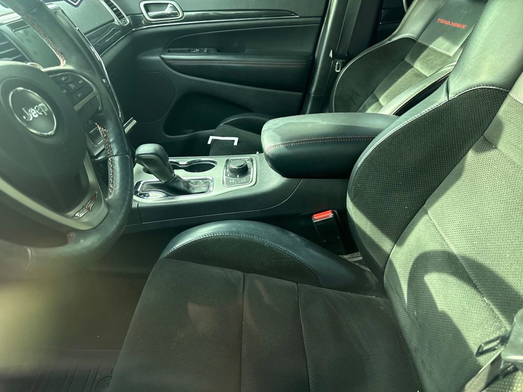 Used 2017 Jeep Grand Cherokee Trailhawk image 9