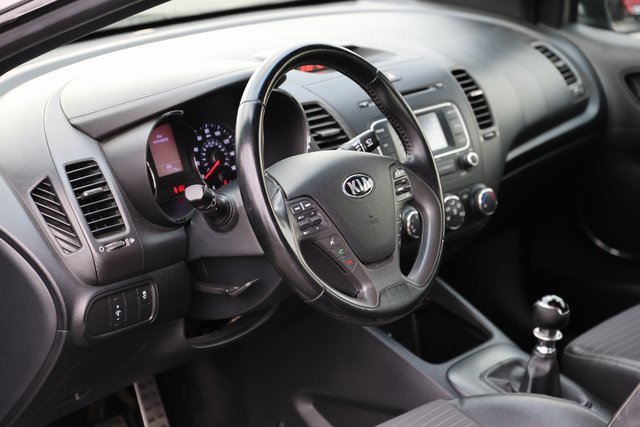 Used 2016 Kia Forte Koup SX image 4