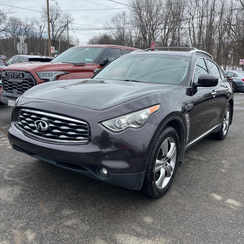 Used 2009 INFINITI FX35 AWD w/ Navigation Pkg image 2