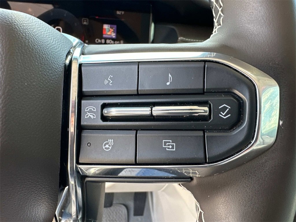 Used 2024 GMC Acadia Denali w/ Super Cruise Package image 32