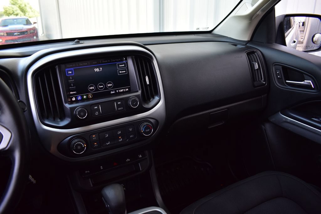 Used 2022 Chevrolet Colorado LT w/ Fleet Safety Package RWD image 24