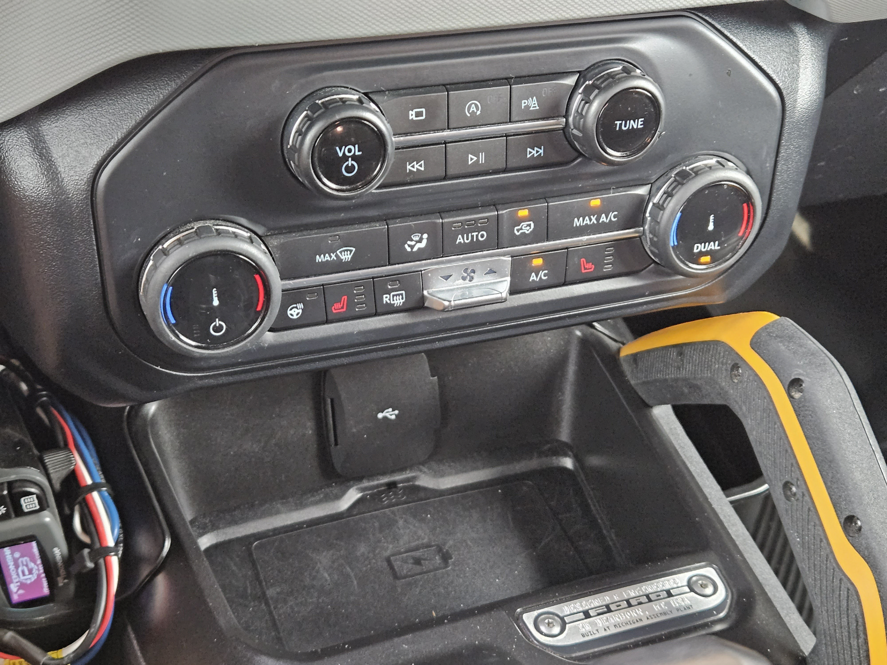 Used 2022 Ford Bronco Badlands AWD/4WD image 18