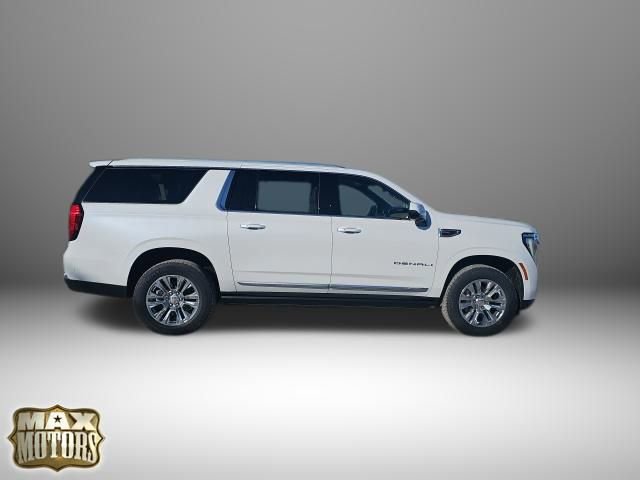 New 2026 GMC Yukon XL Denali w/ Sun & Power Step Package image 15