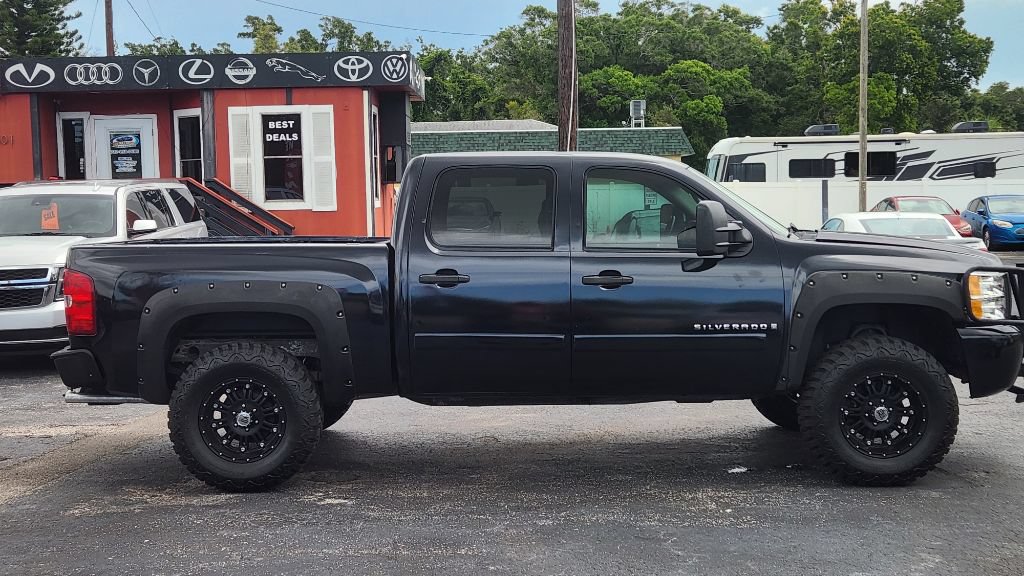 Used 2008 Chevrolet Silverado 1500 LT w/ Power Pack Plus AWD/4WD image 7