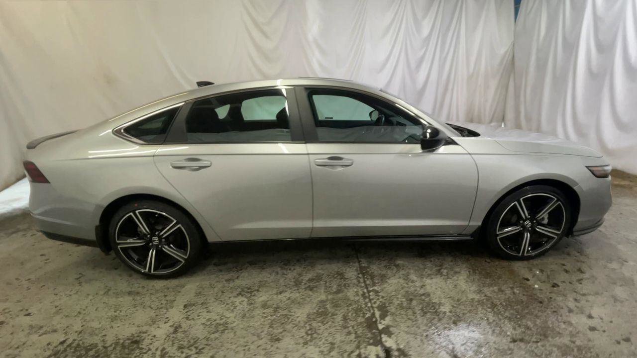 Certified 2024 Honda Accord Sport image 9