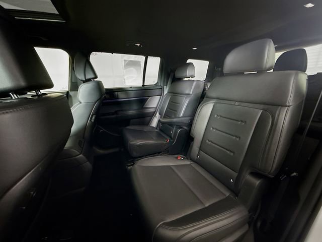 Used 2024 Hyundai Santa Fe Calligraphy AWD/4WD image 27