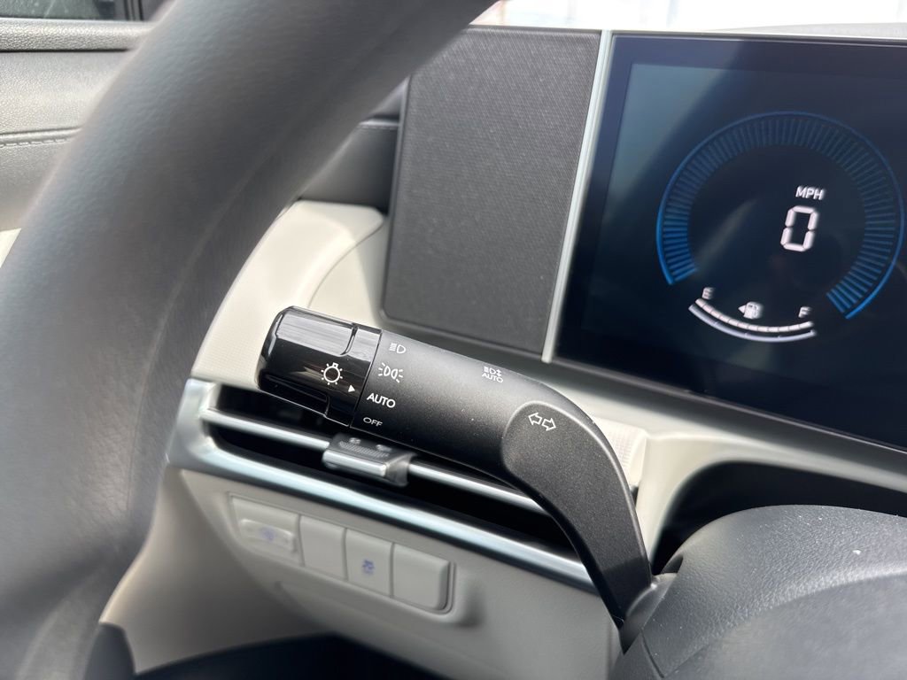 New 2026 Hyundai Tucson SE image 30