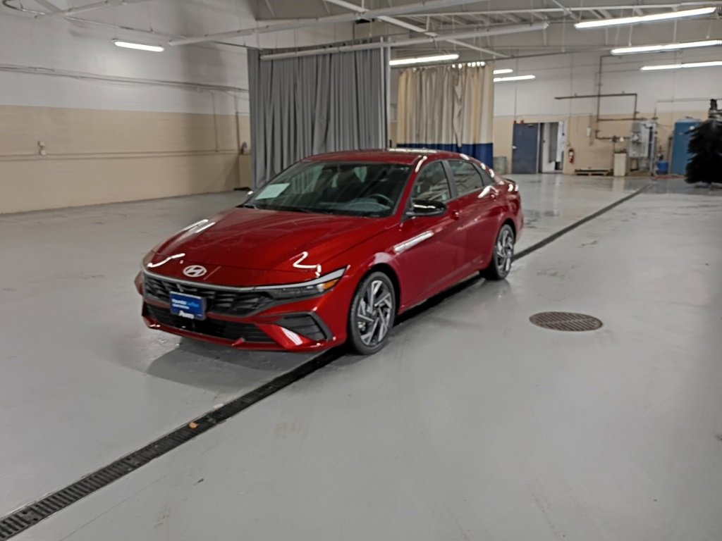 Certified 2025 Hyundai Elantra Sport