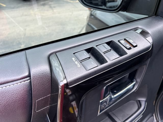 Used 2019 Toyota 4Runner Limited AWD/4WD image 28