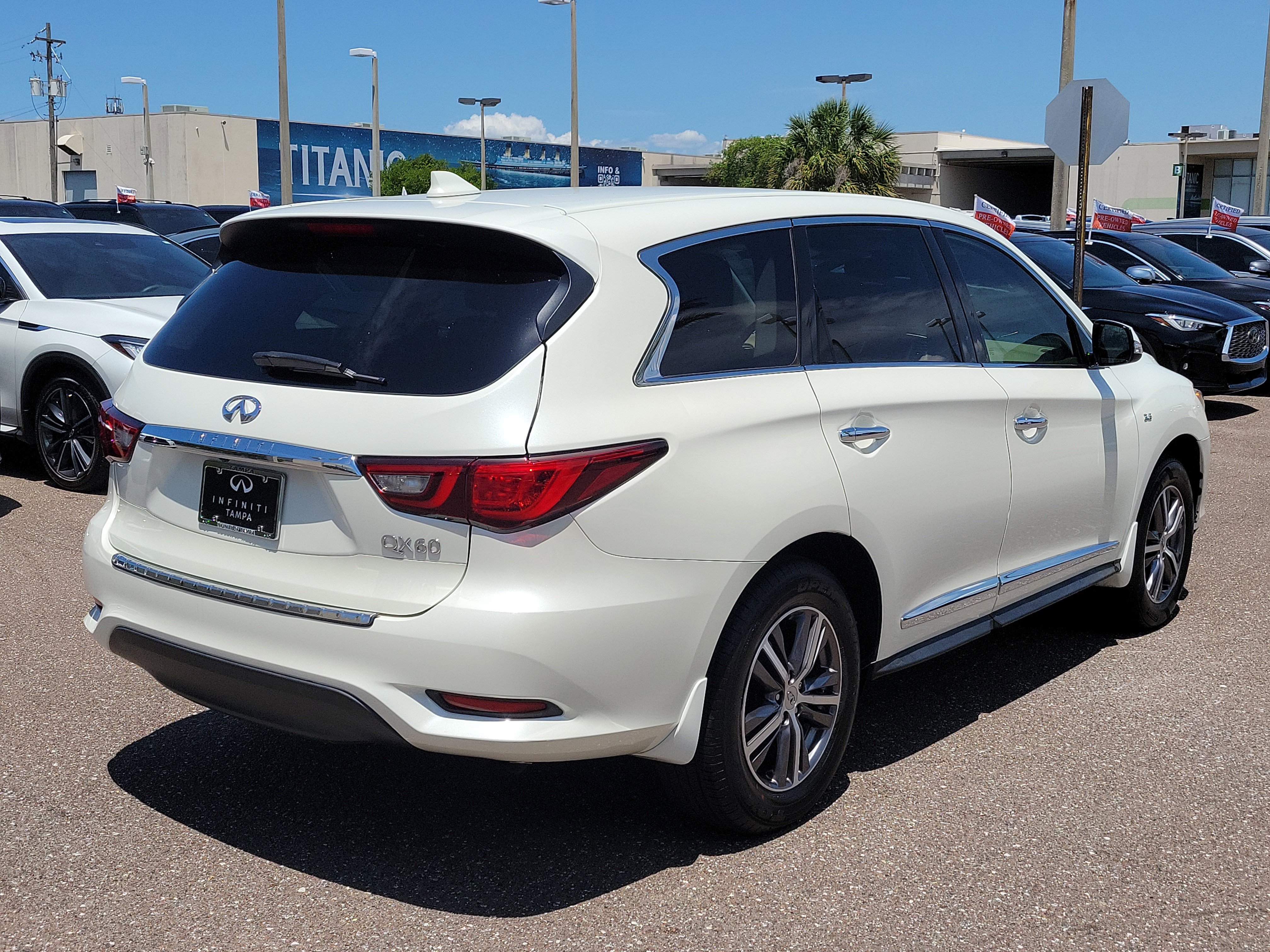 Used 2020 INFINITI QX60 Pure FWD image 3