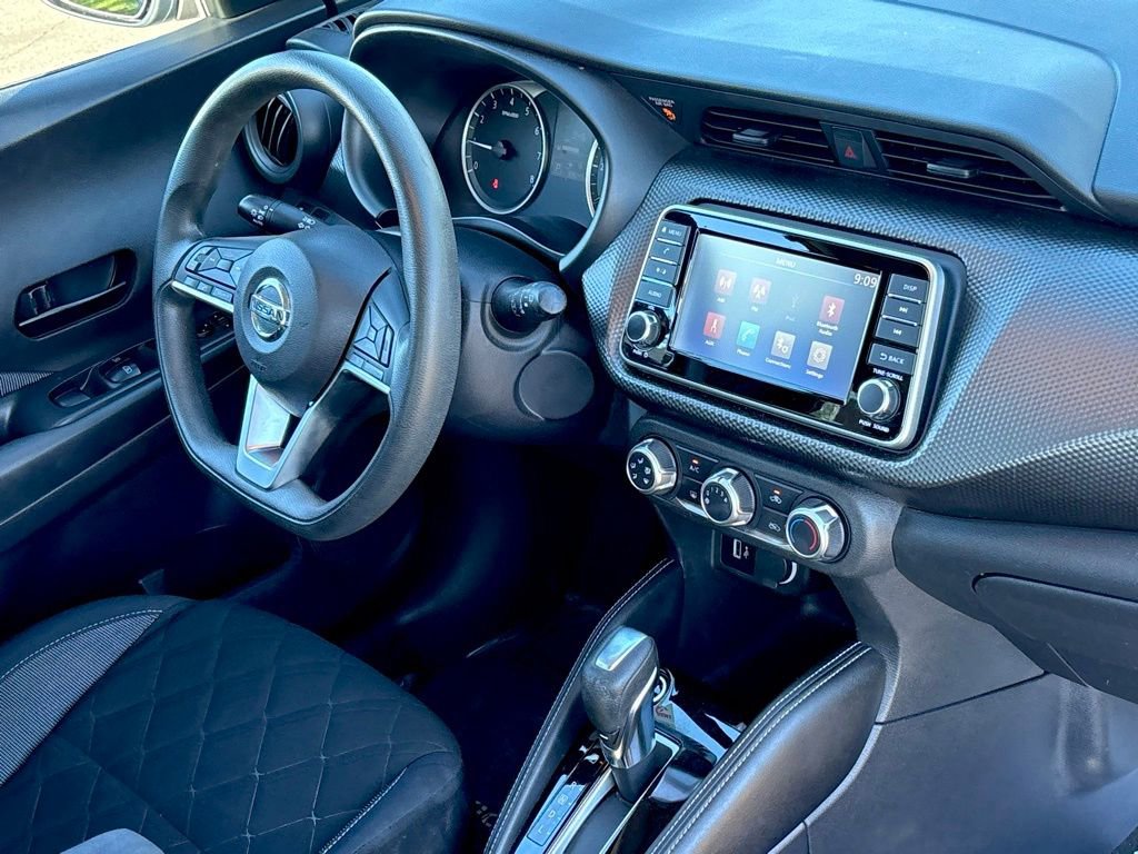 Used 2018 Nissan Kicks S image 27