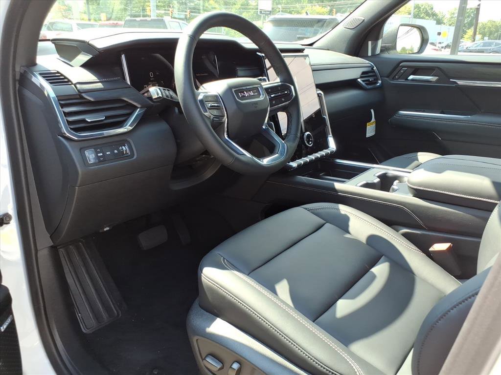 New 2026 GMC Acadia Elevation w/ Black Edition AWD/4WD image 14